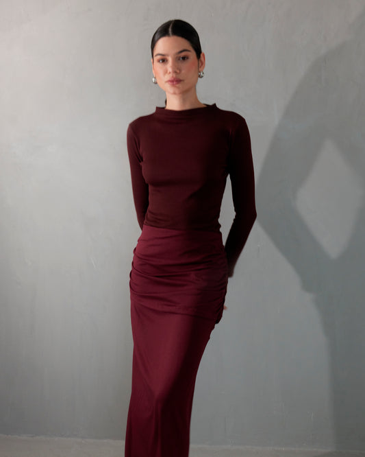 Skin like turtle neck sweater Wine