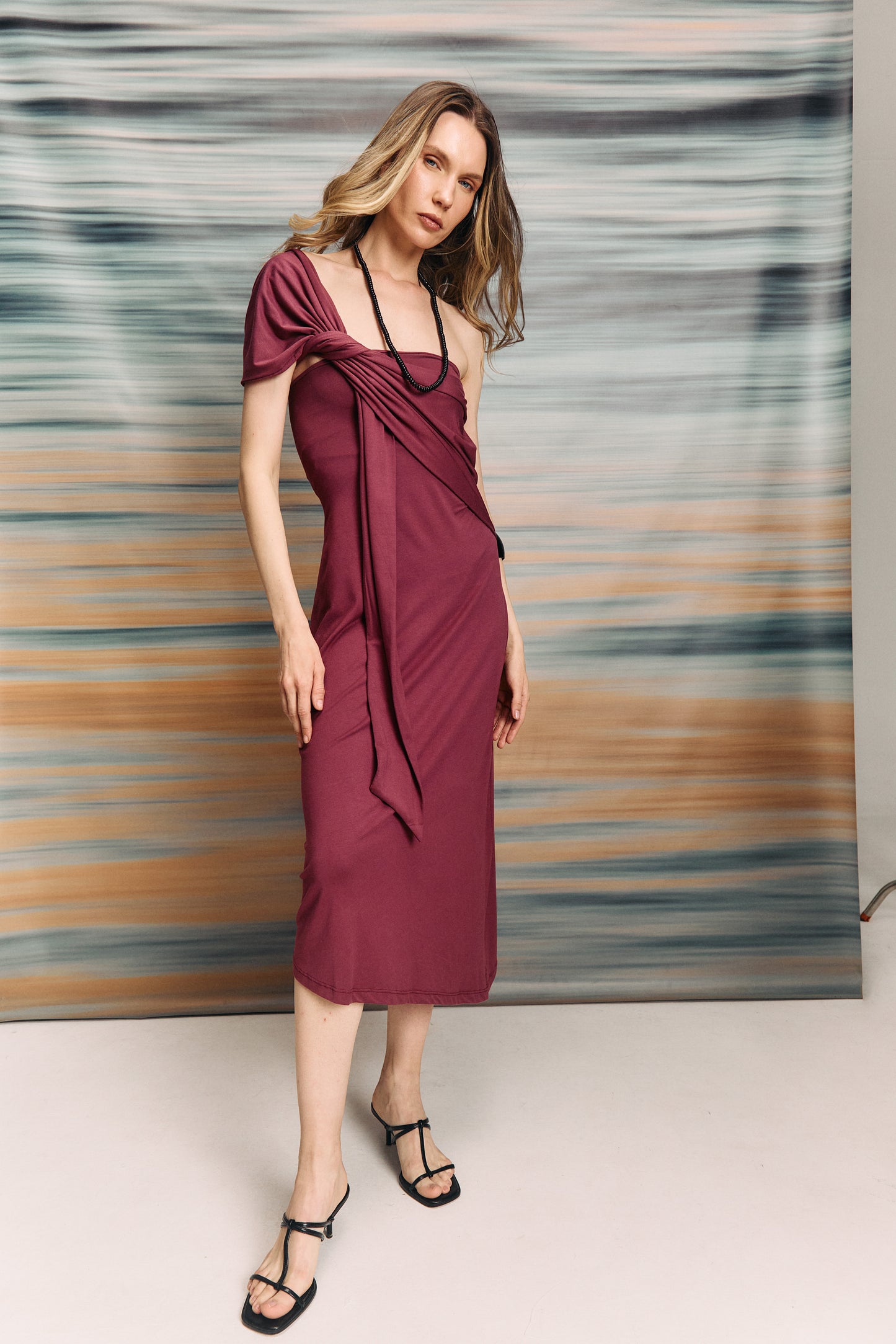 VESTIDO ETHERAL VINOTINTO