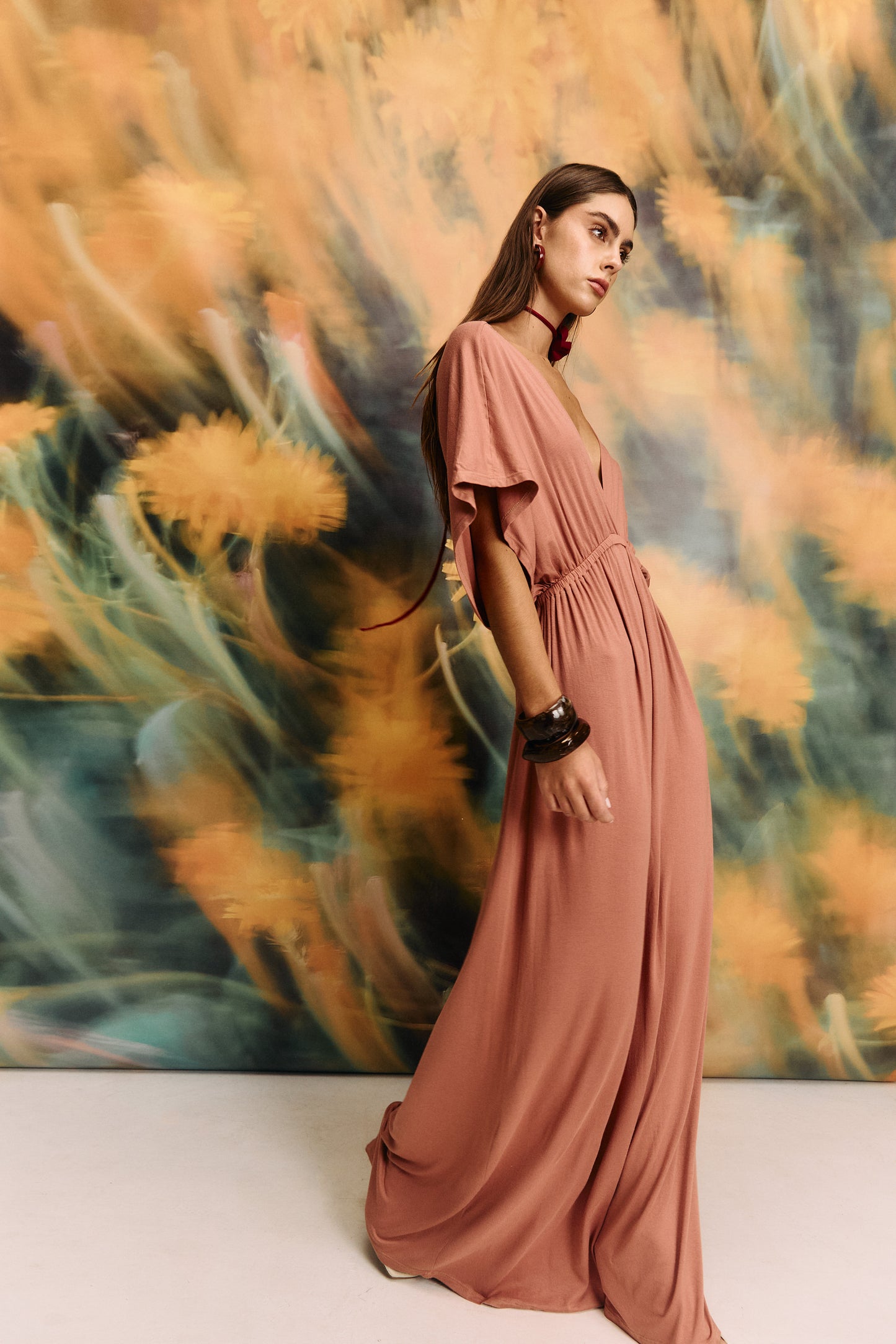 FASCINATING DRESS OFF WHITE